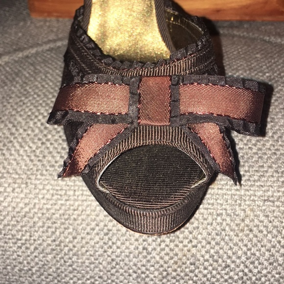 JLo by Jennifer Lopez Peep-Toe High Heels. - Picture 4 of 5